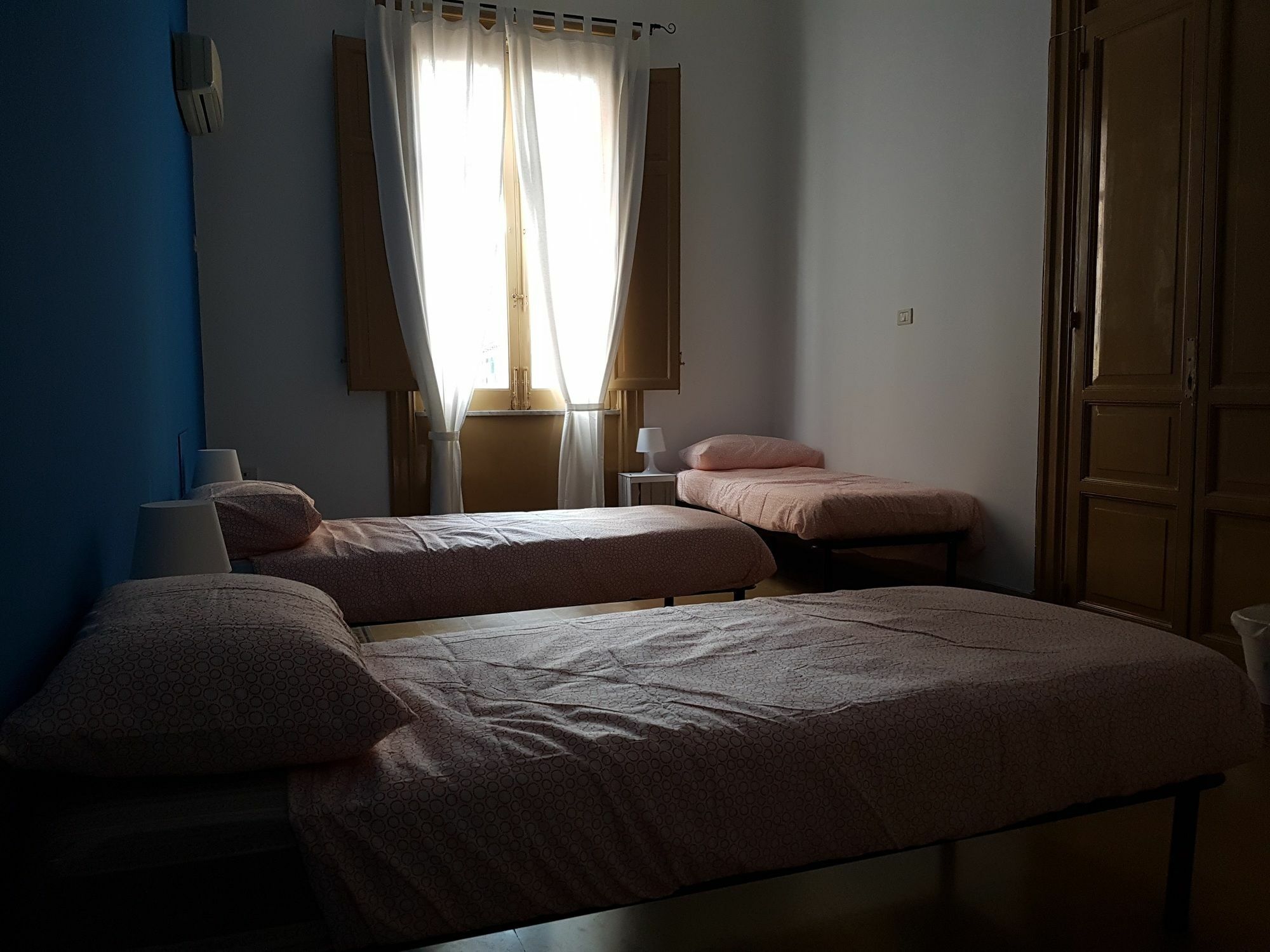 Albergue Jonathan & *