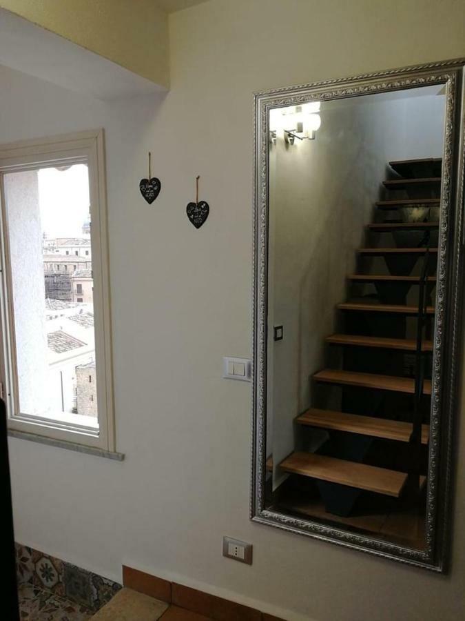 Sopra I Tetti Di Ballaro Apartment *