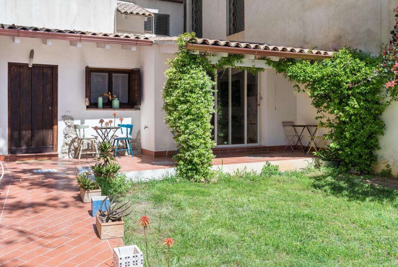 Bed & Breakfast Bed And Book Giusino