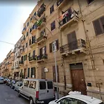 Serpotta 106 - Central Apartment
