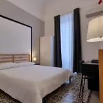 Politeamari