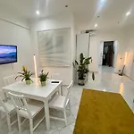 Marechiaro Apartments