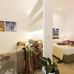 Palermo In Suite Aparthotel ShS