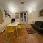 Sicooli Apartments Via D\'Aragona 33