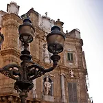 Maqueda Rooms