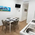 Yris House