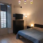 Fb House