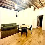 Paternostro Luxury Apartment