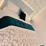 Florio Suite Apartment