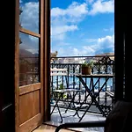 Vela House Charming Front Of Sea