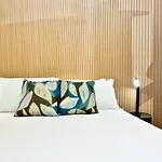 Plaza Suite
