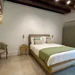Addimura Rooms