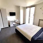 Qasa Apartment With Terrace, Palermo Center
