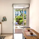 Addaura Seaview Apartment By Wonderful Italy