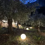 Villa Rubino Mondello Guest House - By Rentalbeb Italy