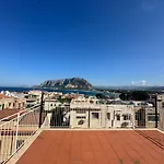 Duci Mondello Guesthouse