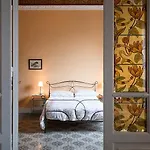 Appartamento Basile, Palazzo Renda
