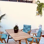Cluverio11 Luxury Apartment