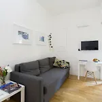 Bb4U Apartments