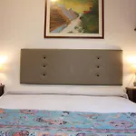 Stanza In Villa Liberty A Mondello