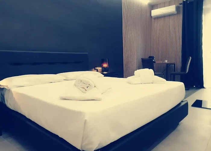 Bl Rooms