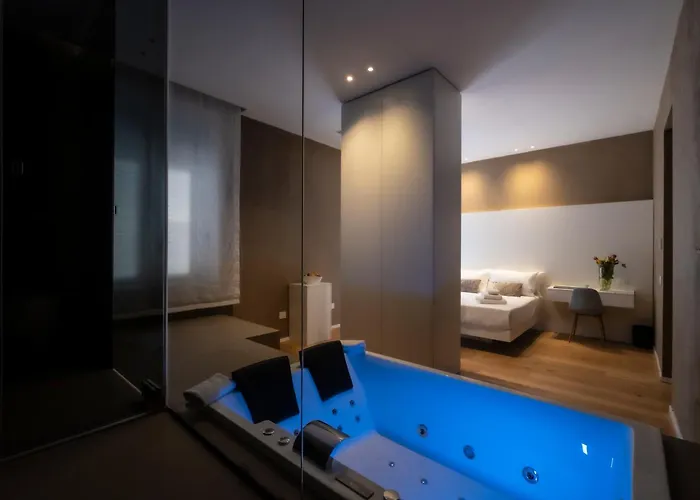 Amorgiu Luxury Suites