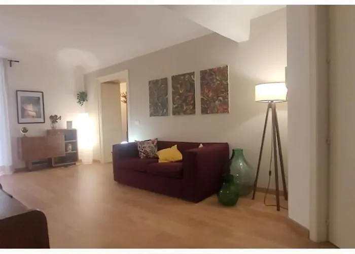Titi\'S Place