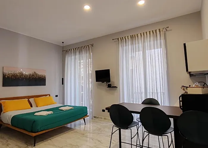 Lily Apartments