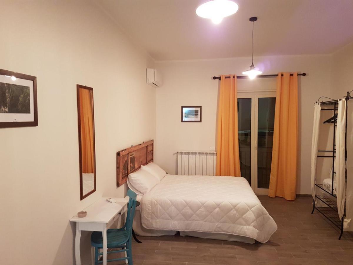 Le Sorgenti Del Papireto Bed & Breakfast *