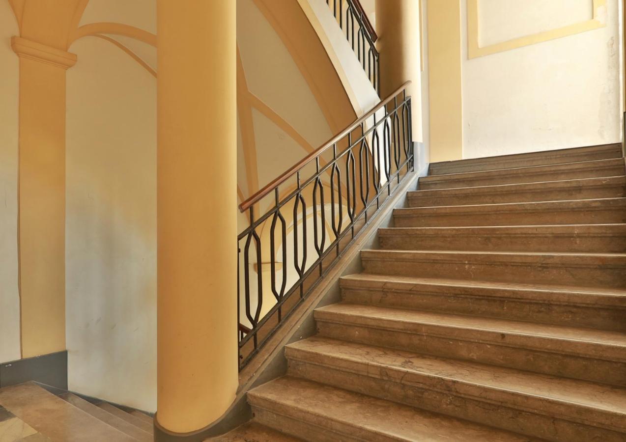 Amazing Sea View In Historic Building In Downtown By Wonderful Italy Apartment