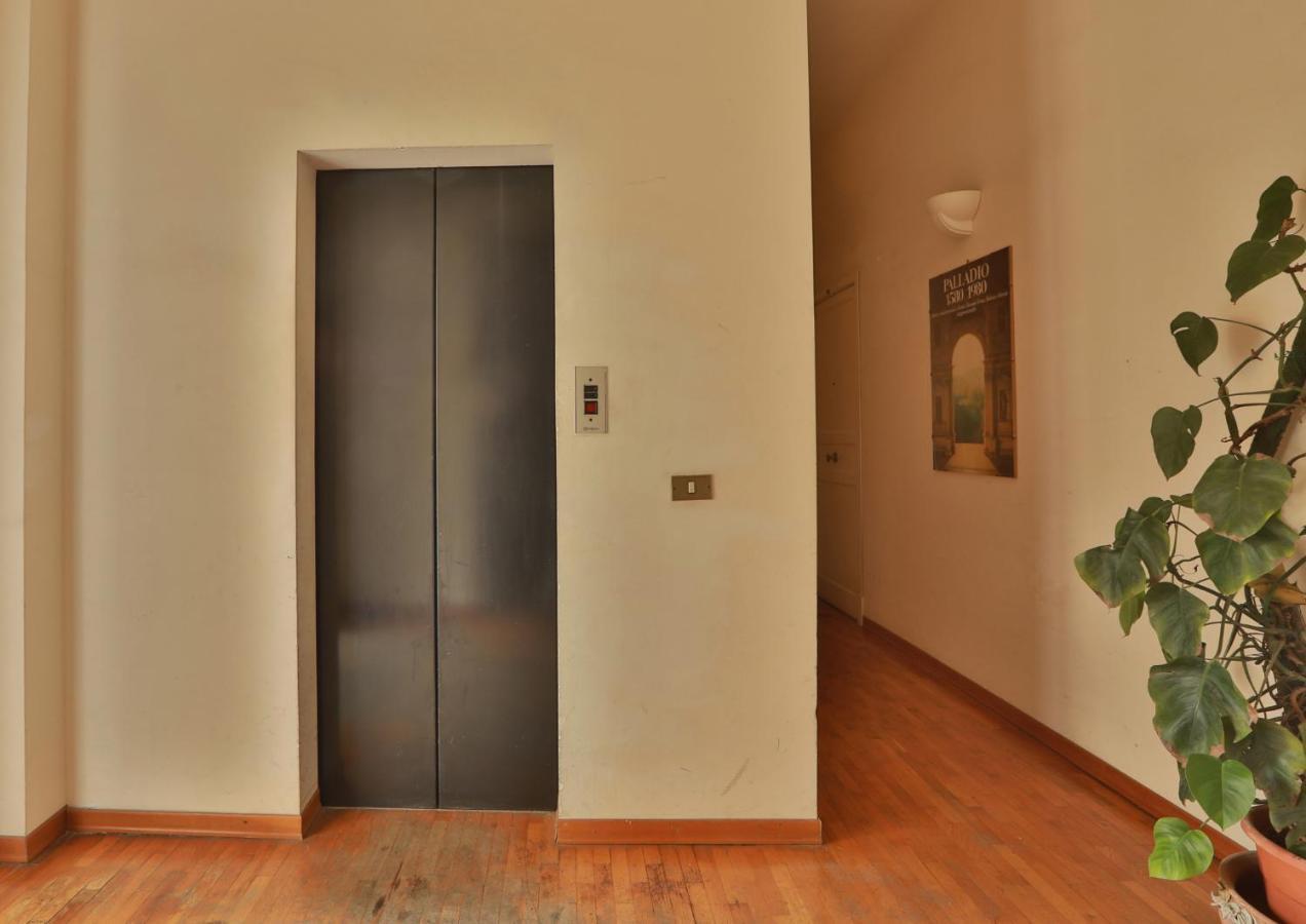 Amazing Sea View In Historic Building In Downtown By Wonderful Italy Apartment