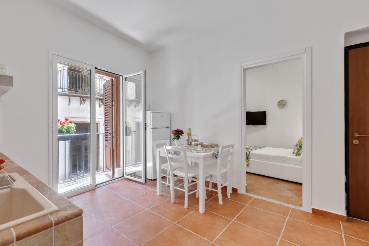 Apartment Vucciria Market With Balconies Palermo