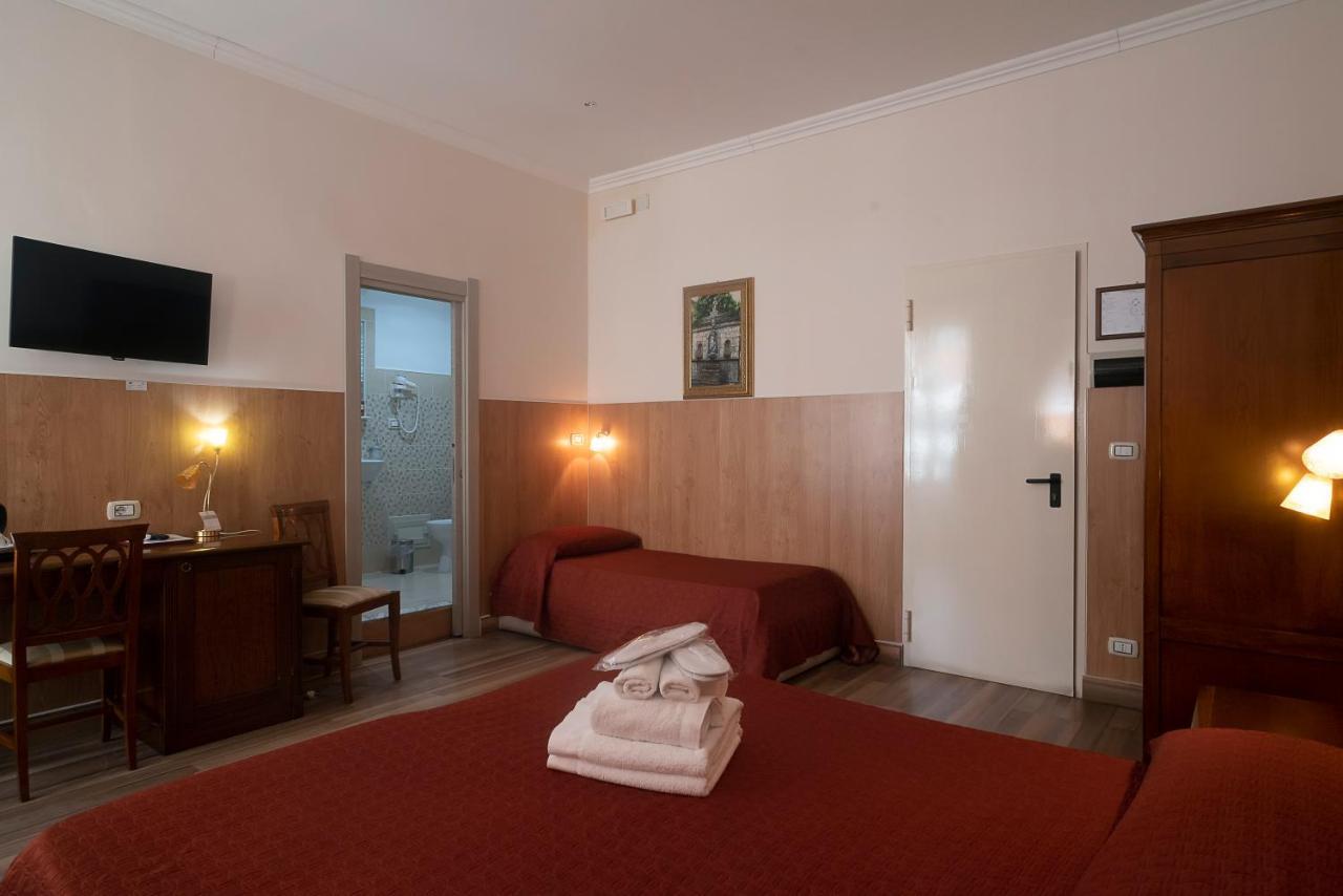 Hotel Tonic