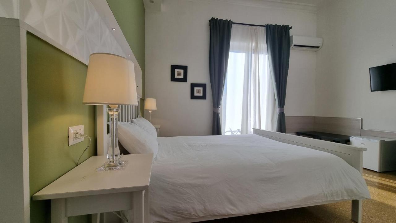 Politeamari Guest house 2*