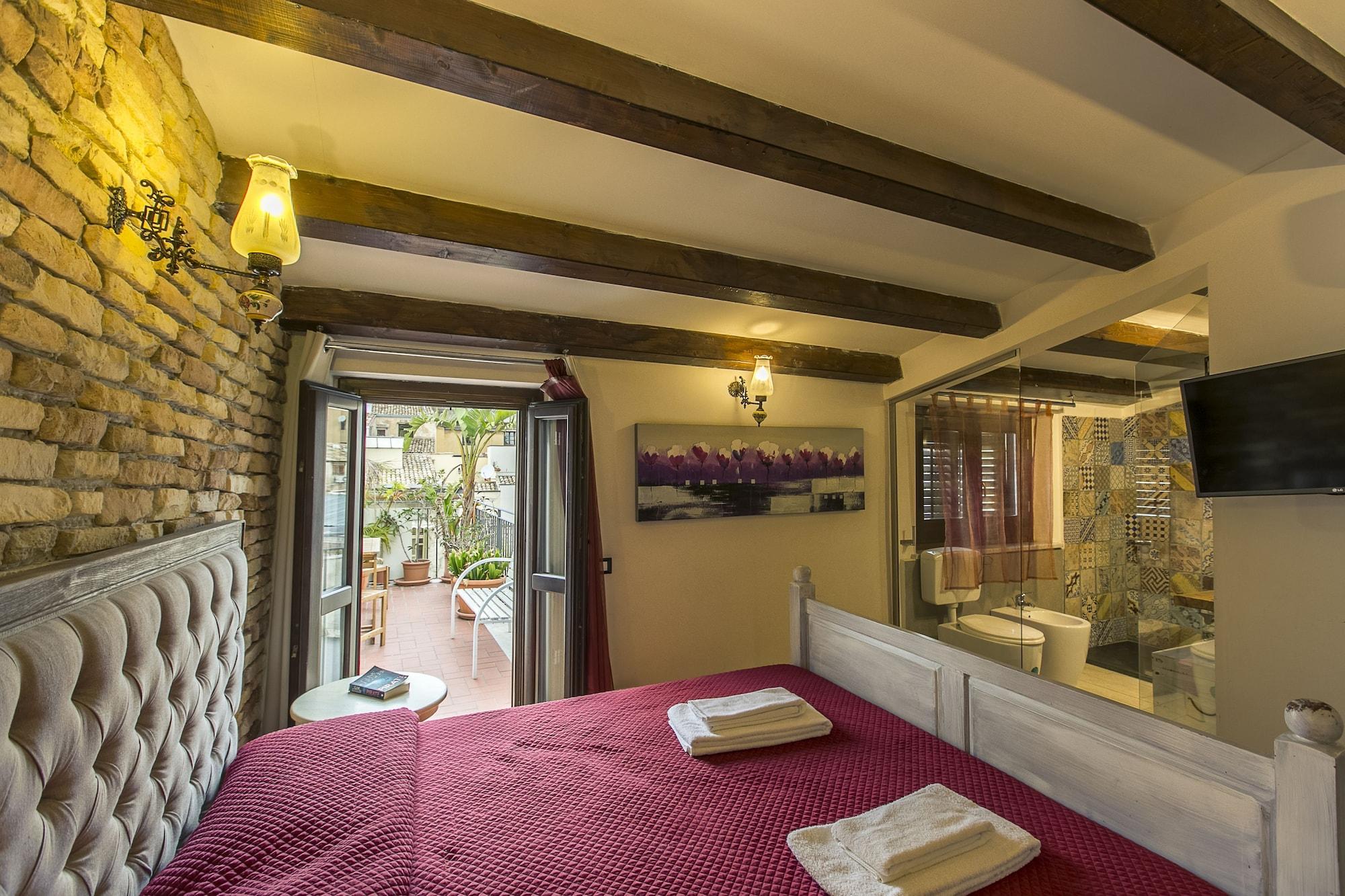 Porta Di Castro Boutique & Pool Hotel