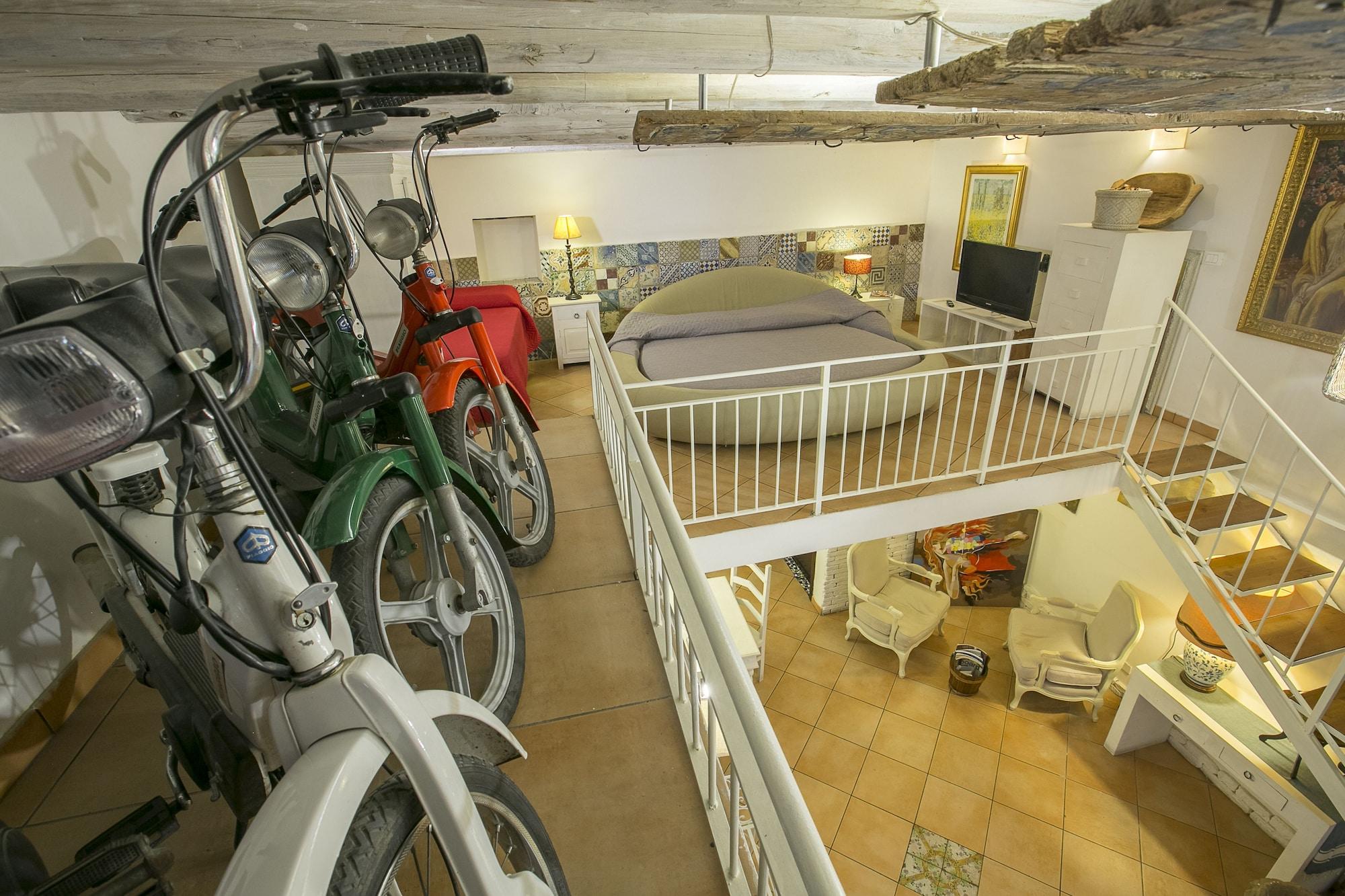 Porta Di Castro Boutique & Pool Hotel 4*