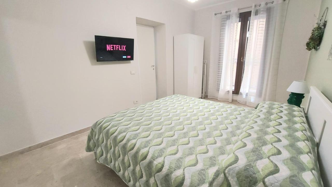 Apartment In Pieno Centro I Mori E Le Dame *