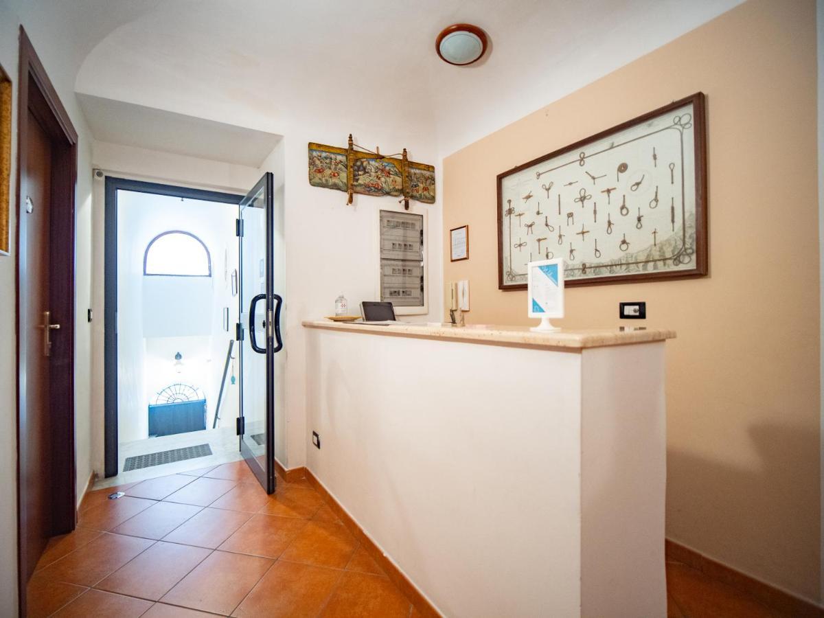 Guest house Kalamarina 2*