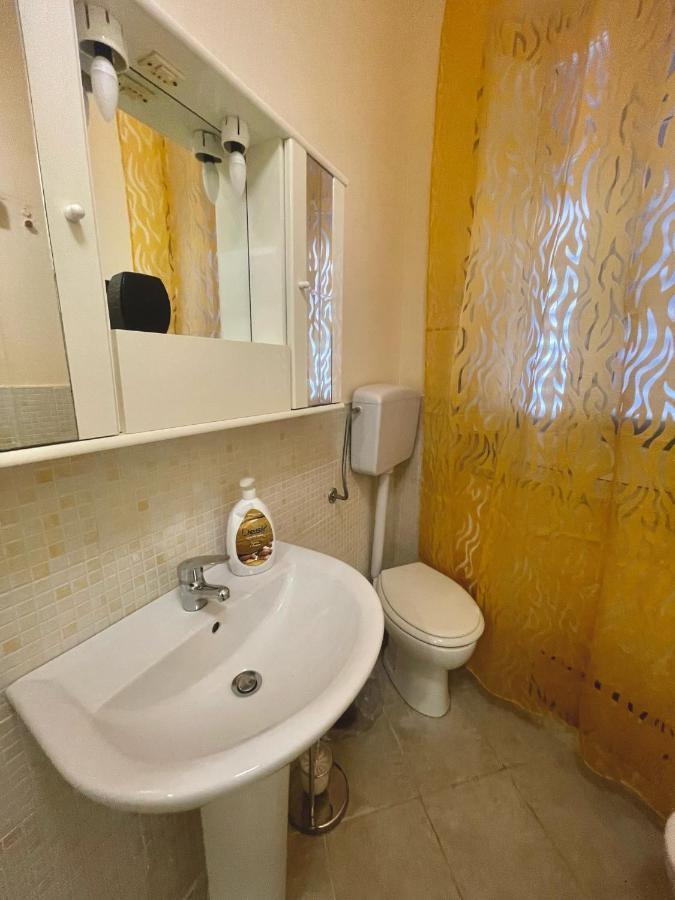 Dimora Di Maury A Due Passi Dai Trasporti E Da Ballaro Apartment Palermo