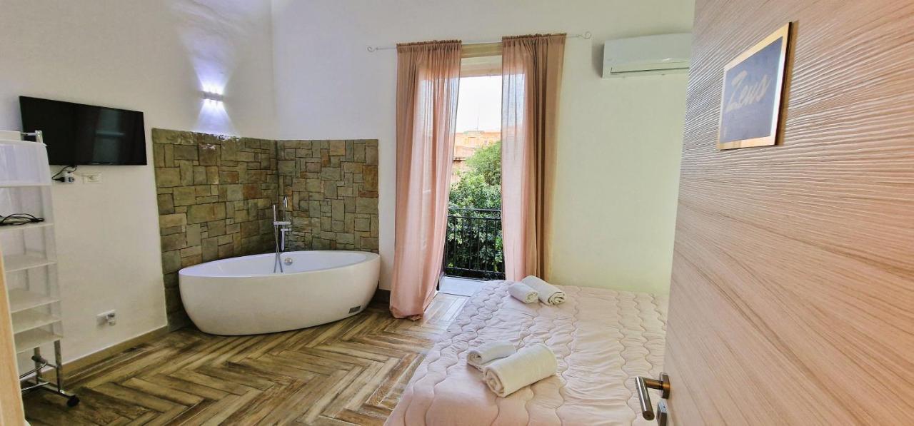 Calypso Il Binario Elegance Bed & Breakfast 2*