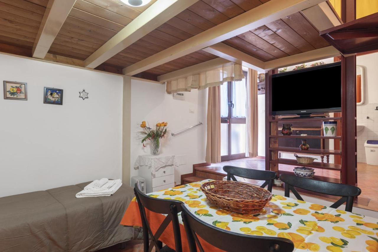 Casa Helena Centro Storico Holiday home