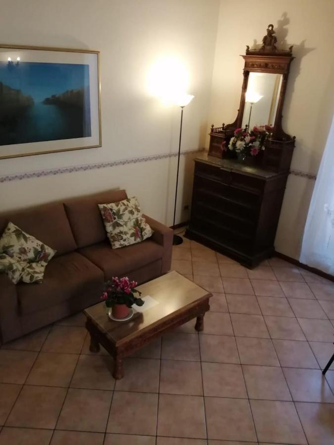 Charming Mezzanine Flat In Centre Apartment