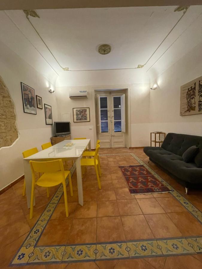 Sicooli Via D'aragona 33 *