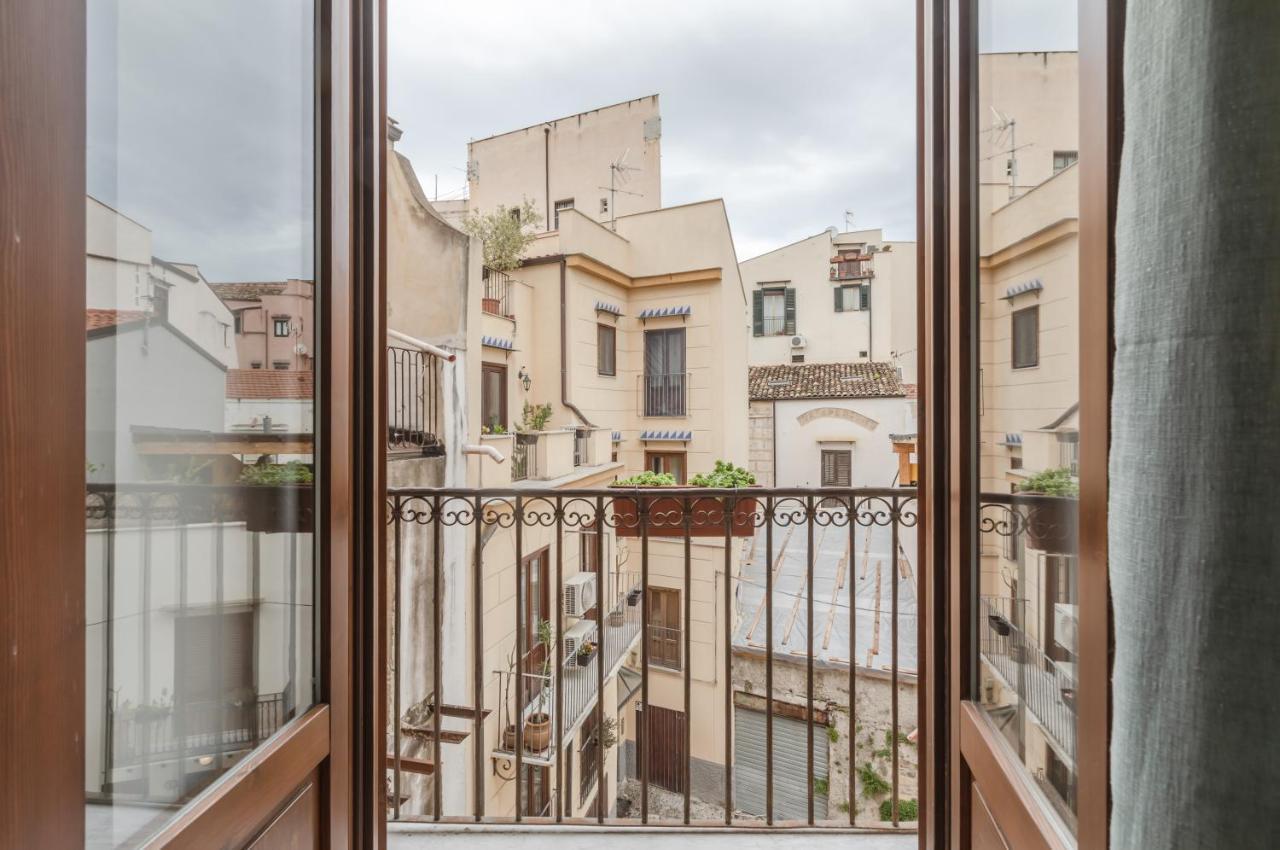 Ballaro Cozy With Balconies *