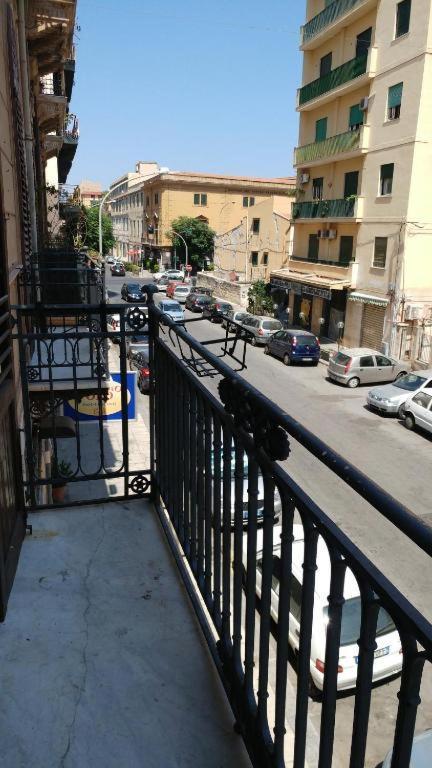 Fuddia & * Palermo