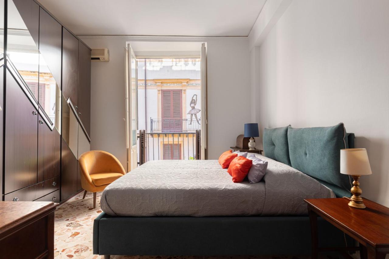 Palazzo Damiani By Domusicily Apartment *