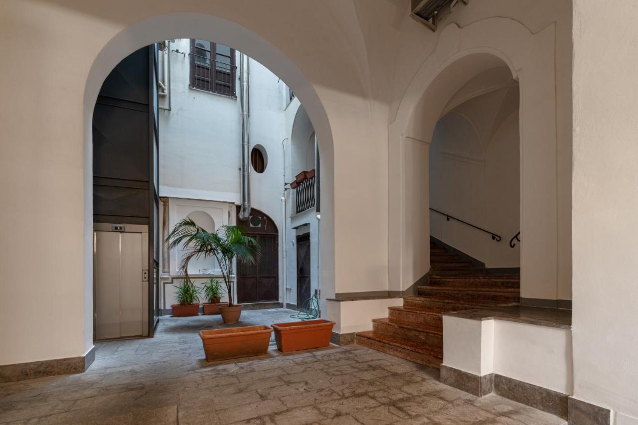 Palazzo Damiani By Domusicily Apartment *