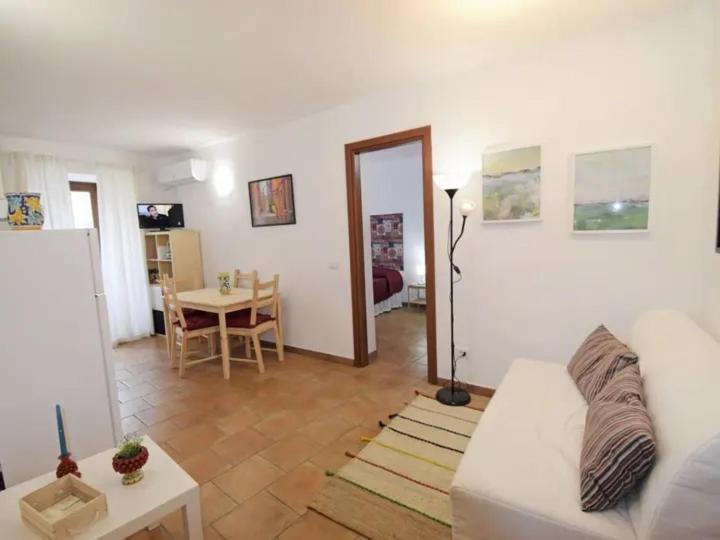 Vecchio Cortile Holidays Apartment