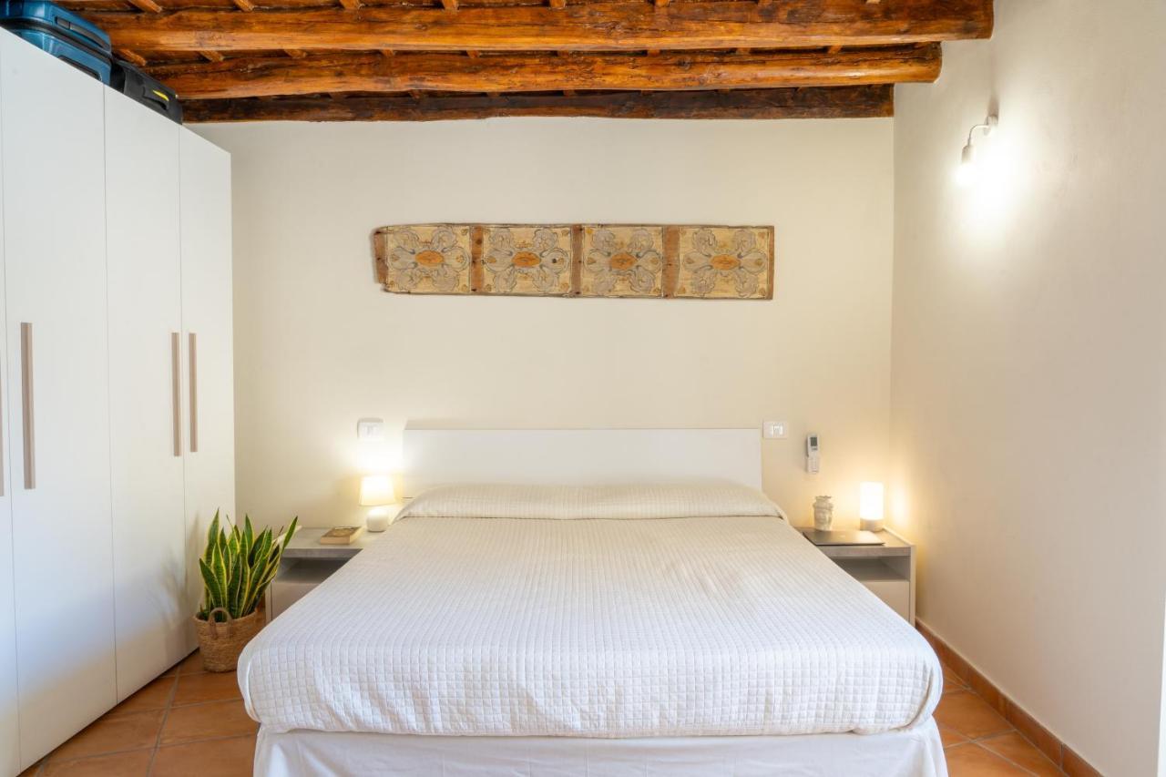 Calesi Apartment *