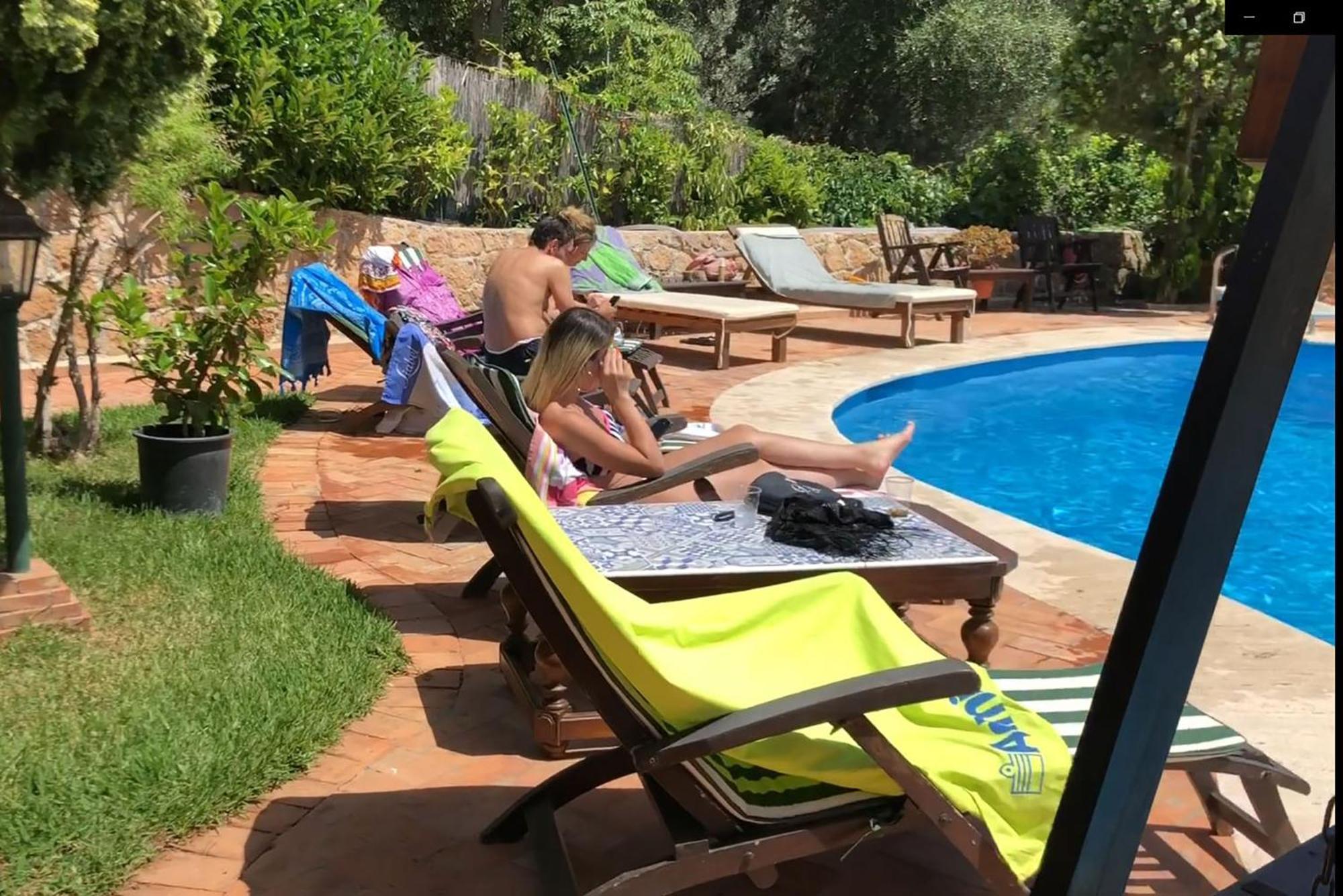 Small Paradise Homestay *